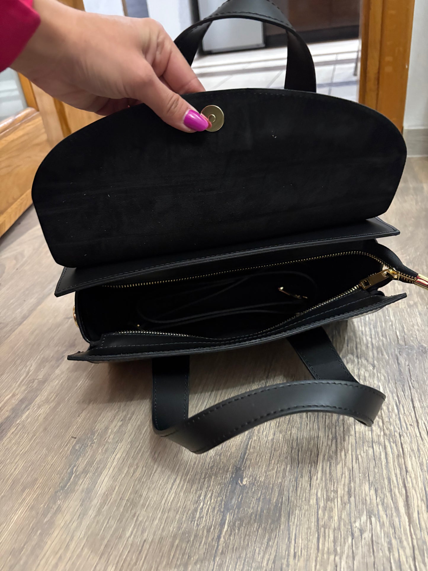 NOWOŚĆ Włoska skóra naturalna czarna NP