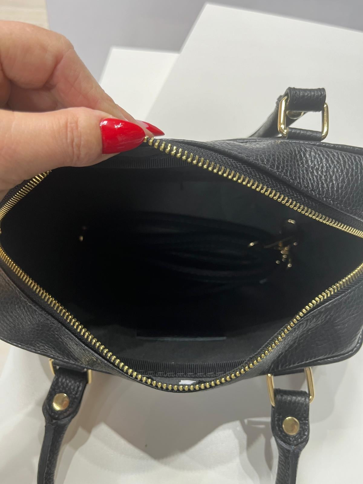 Nowość torebka skórzana VEZZE czarna