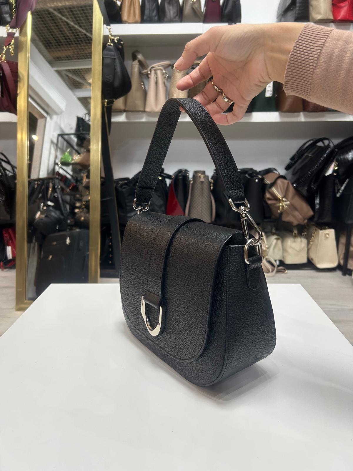 NOWOŚĆ ITALY TOREBKA LISTONOSZKA czarna