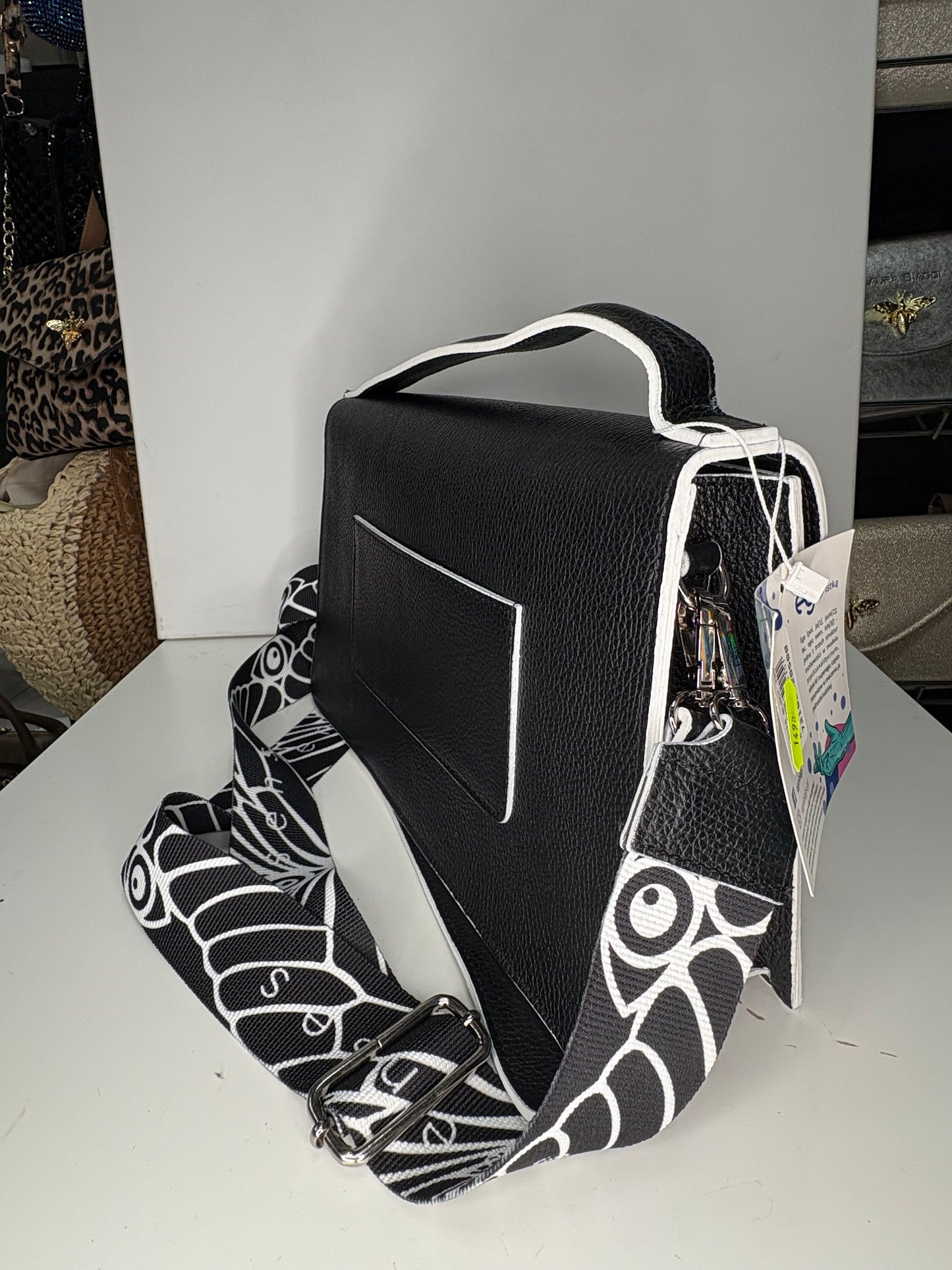WYPRZEDAŻ Torebka Damska EGO Skórzana Listonoszka Pojemna Na Ramię Elegancka Czarna