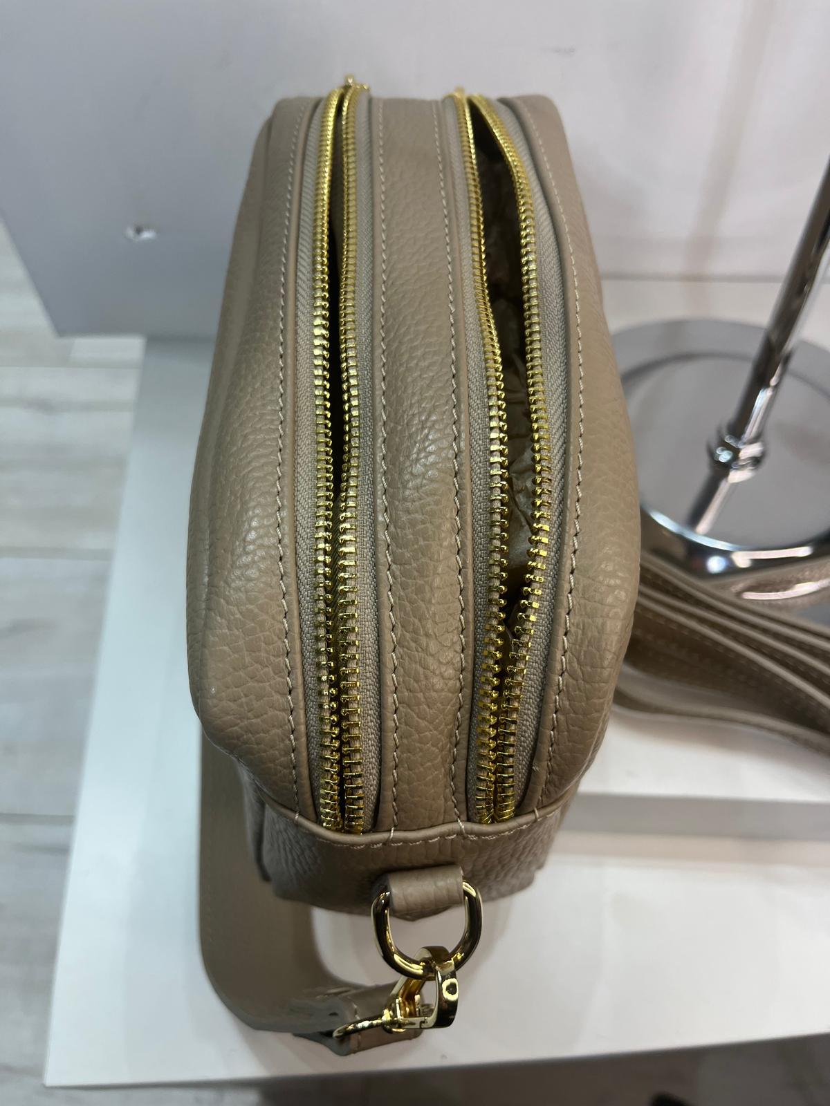 Nowość Klasyczna Włoska skórzana torebka VEZZE Ciepły Beż