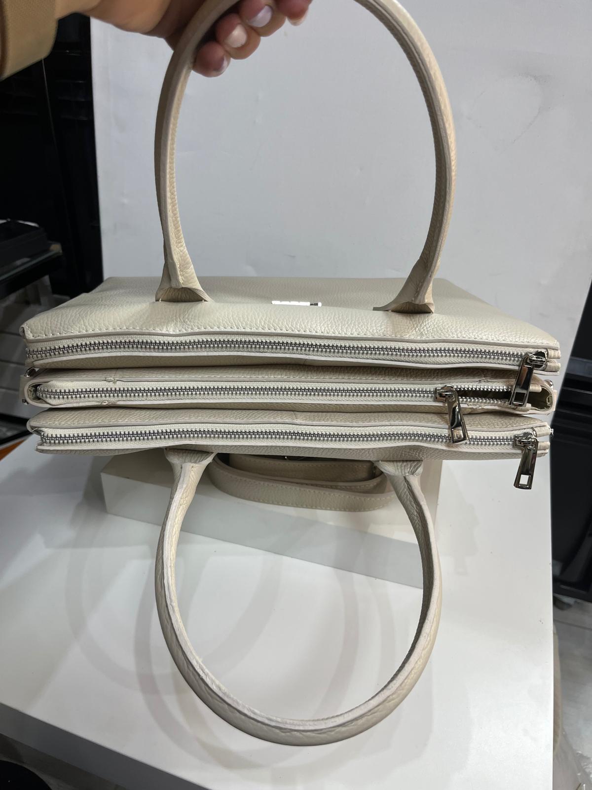 NOWOŚĆ Klasyczna torebka VEZZE ze skóry naturalnej Jasny Beż