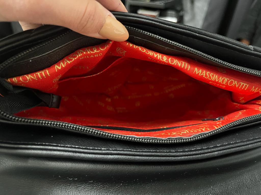 Listonoszka Czarna Massimo Contti skóra ekologiczna