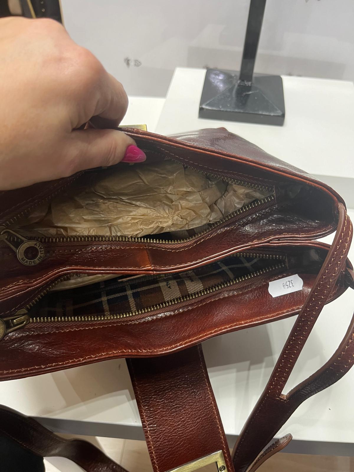 Nowość torebka skórzana VEZZE BRAZOWA