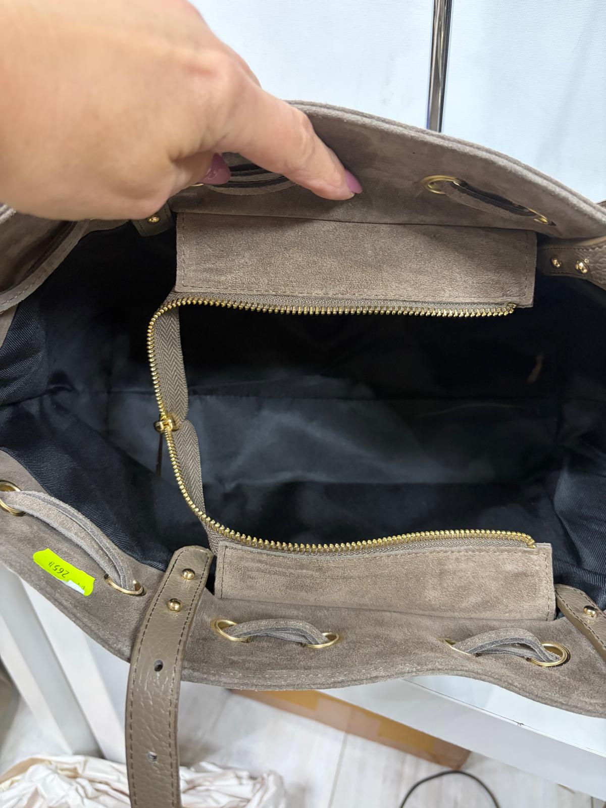 NOWOŚĆ Torebka Vezze zamsz naturalny Taupe.