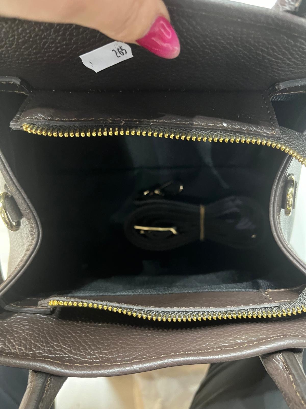 Nowość torebka damska typu kuferek z włoskiej skóry VEZZE CZEKOLADA