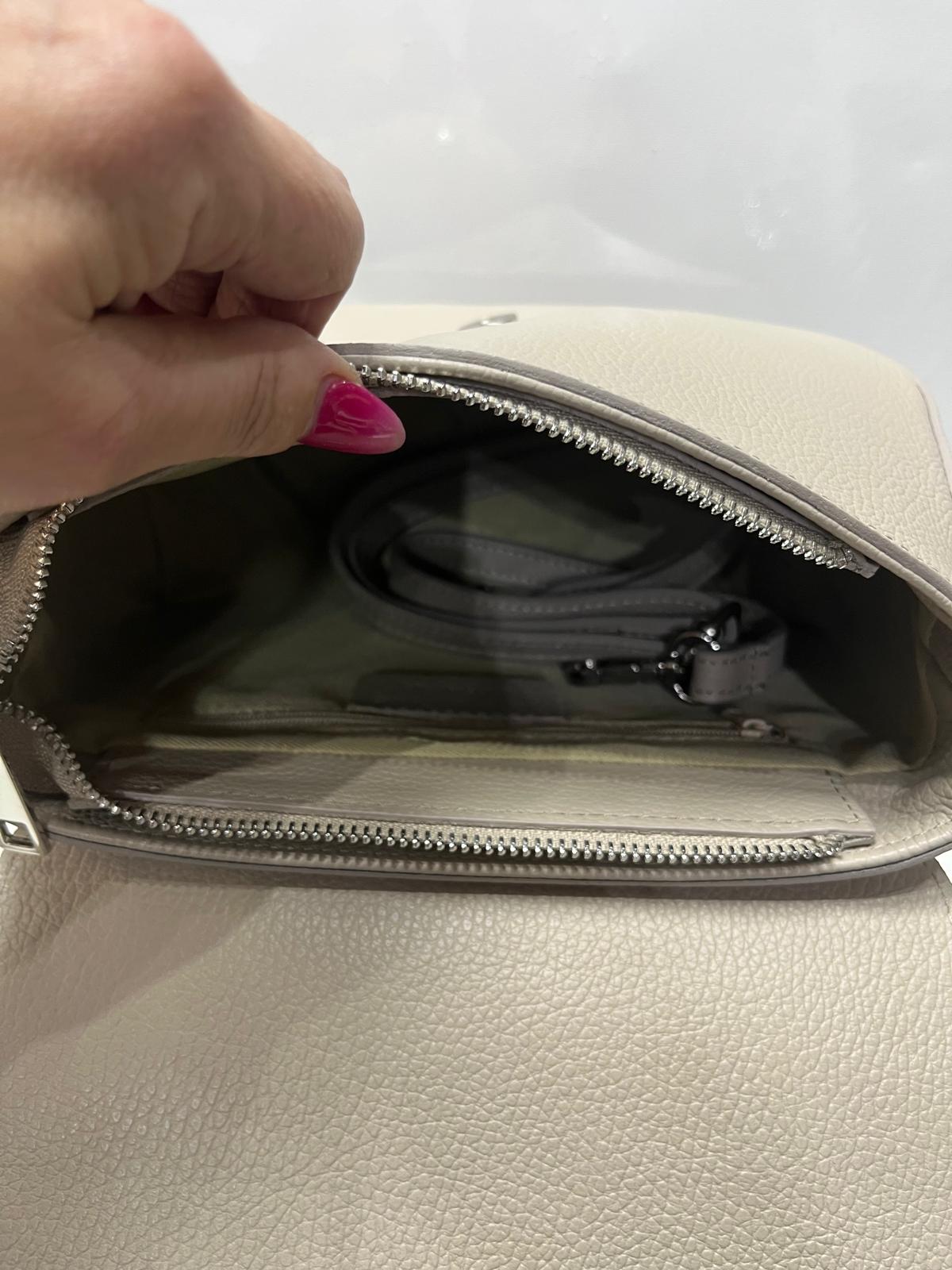 Nowość torebka skórzana VEZZE BEŻ