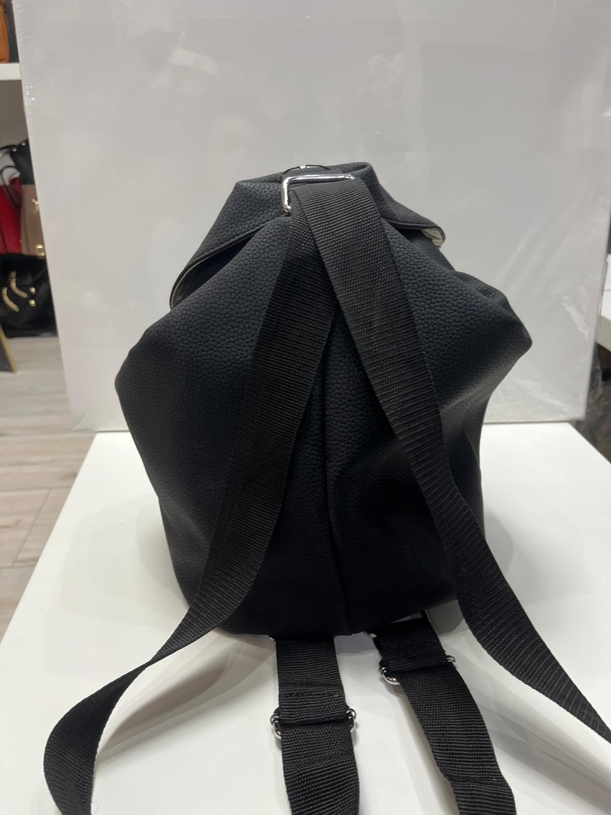 NOWOŚĆ Chiara damski plecak - torebka 2w1 czarna