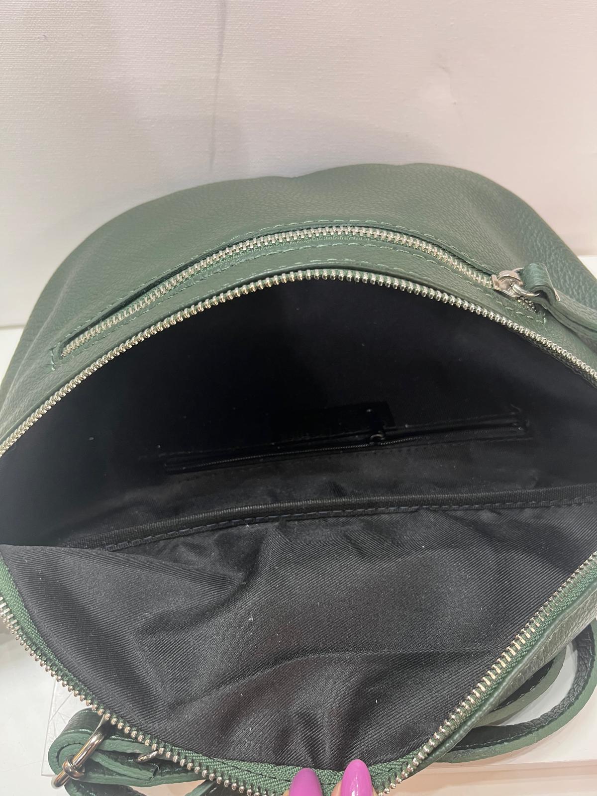 NOWOŚĆ Nerka skóra naturalna Vezze. Butelkowa Zieleń