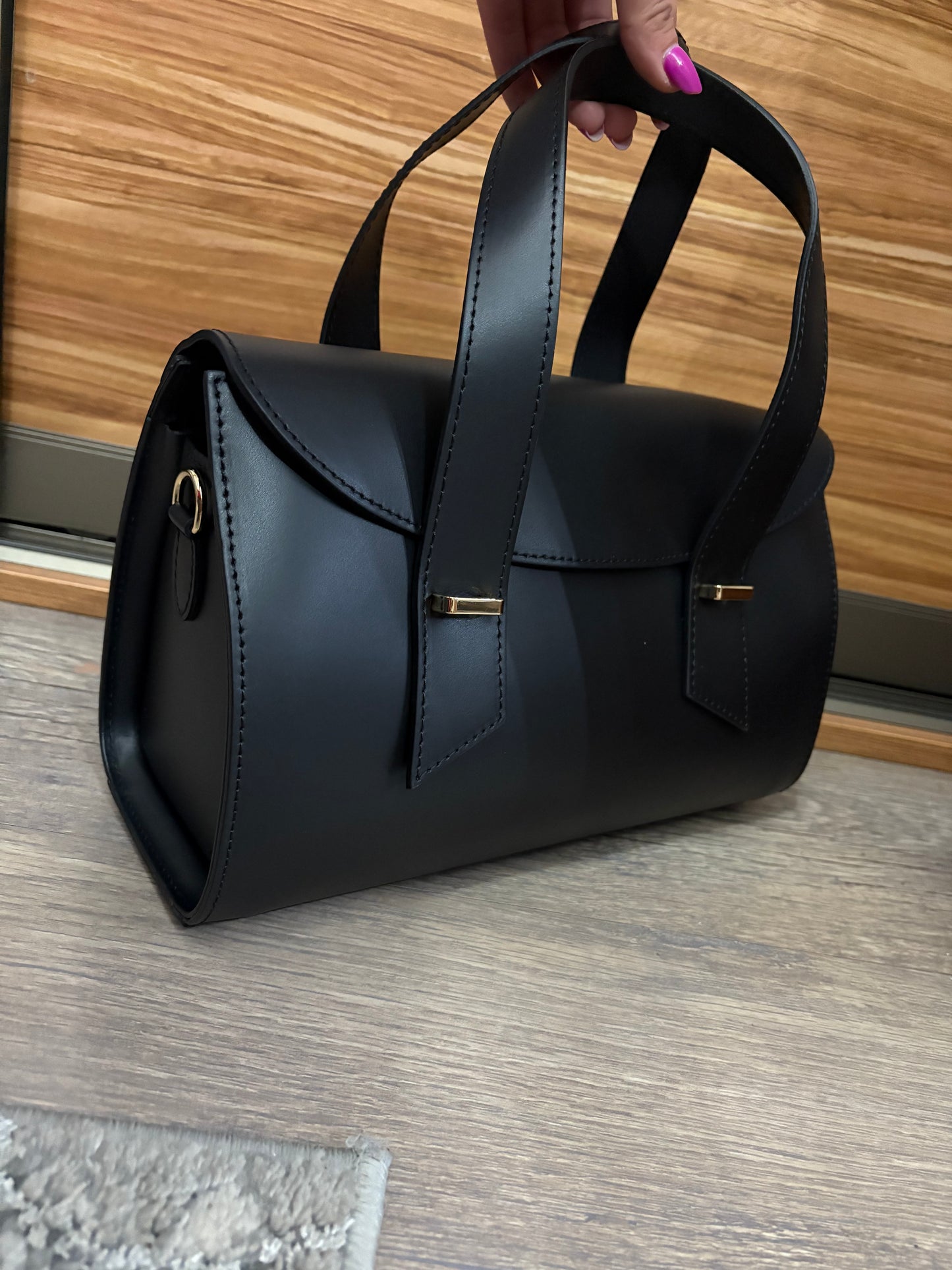 NOWOŚĆ Włoska skóra naturalna czarna NP