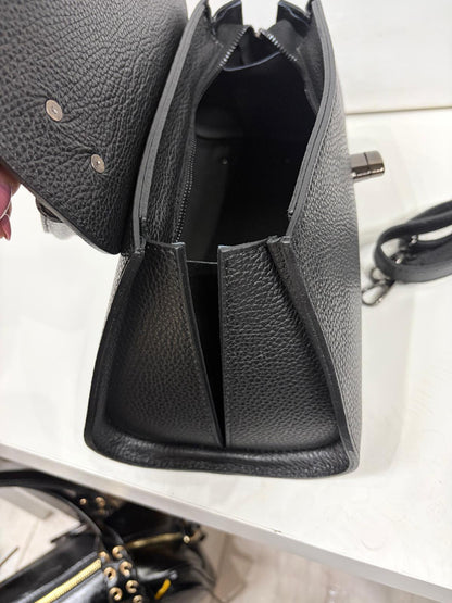 NOWOŚĆ Torebka kuferek Vezze skóra naturalna Czarna