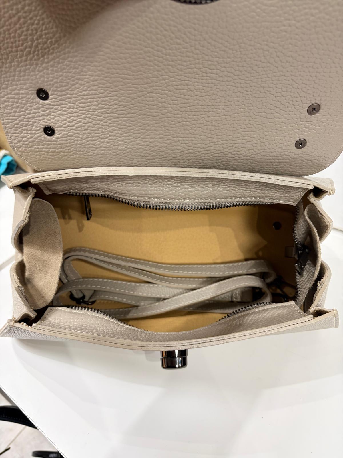 NOWOŚĆ Torebka kuferek Vezze skóra naturalna zimny bez